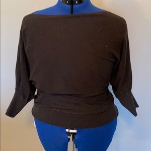 Wide neck shirt